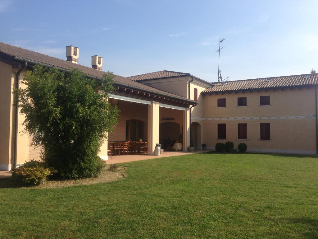 Вилла Agriturismo Alle Rose Ca Baglioni Экстерьер фото
