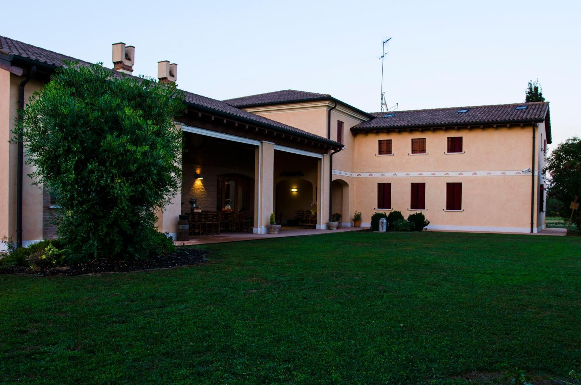 Вилла Agriturismo Alle Rose Ca Baglioni Экстерьер фото